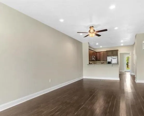 $1,525 | 1974 Midyette Road, Unit 1211, Tallahassee, FL 32301