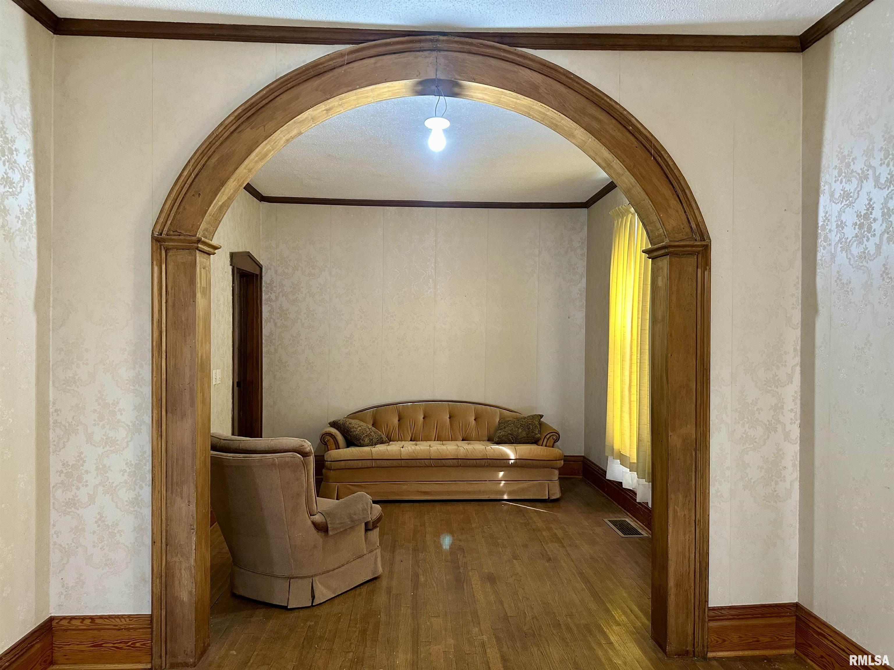 206 32nd Avenue North Clinton, IA 52732 - Photo 13 of 29