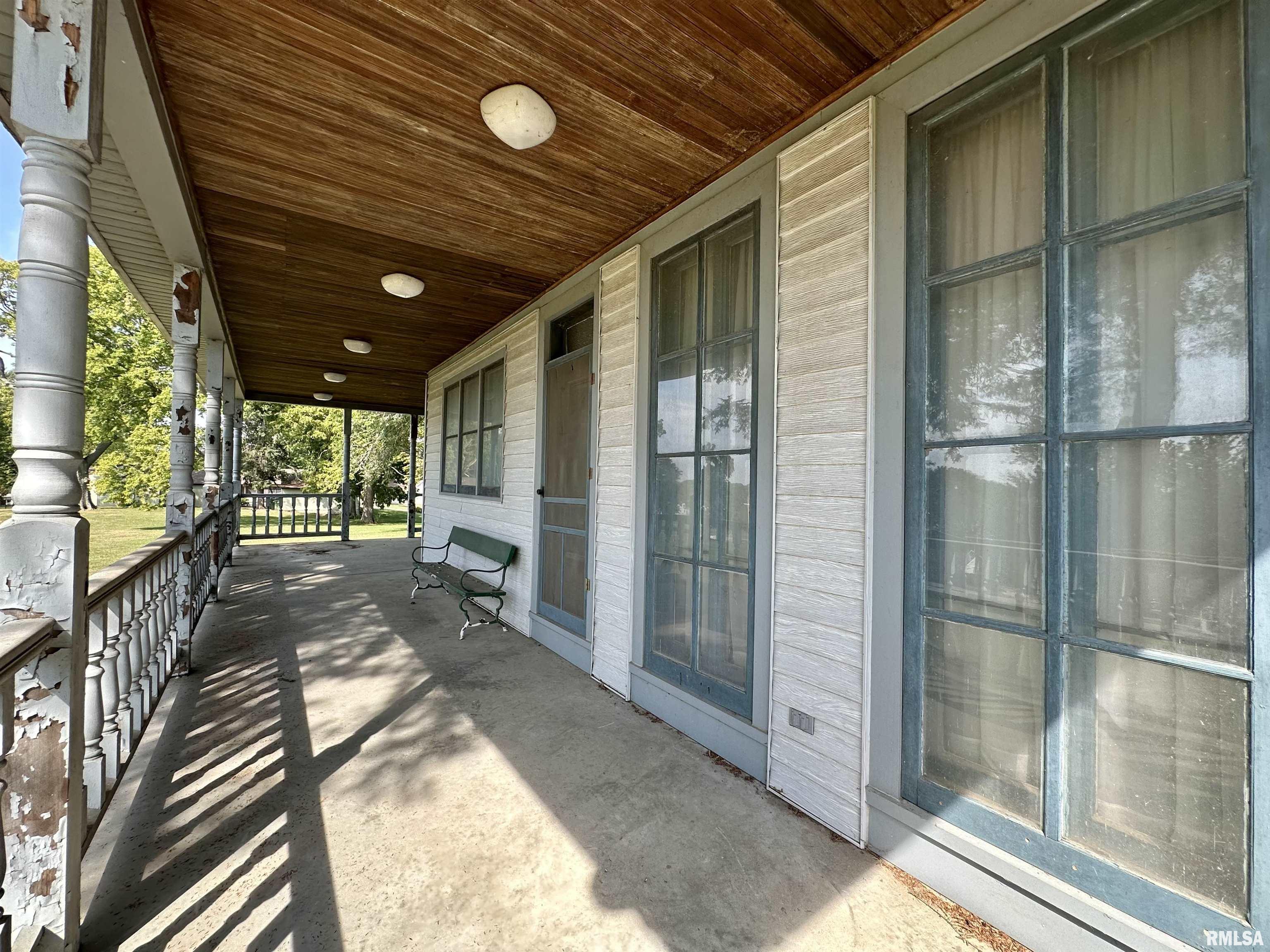 206 32nd Avenue North Clinton, IA 52732 - Photo 29 of 29