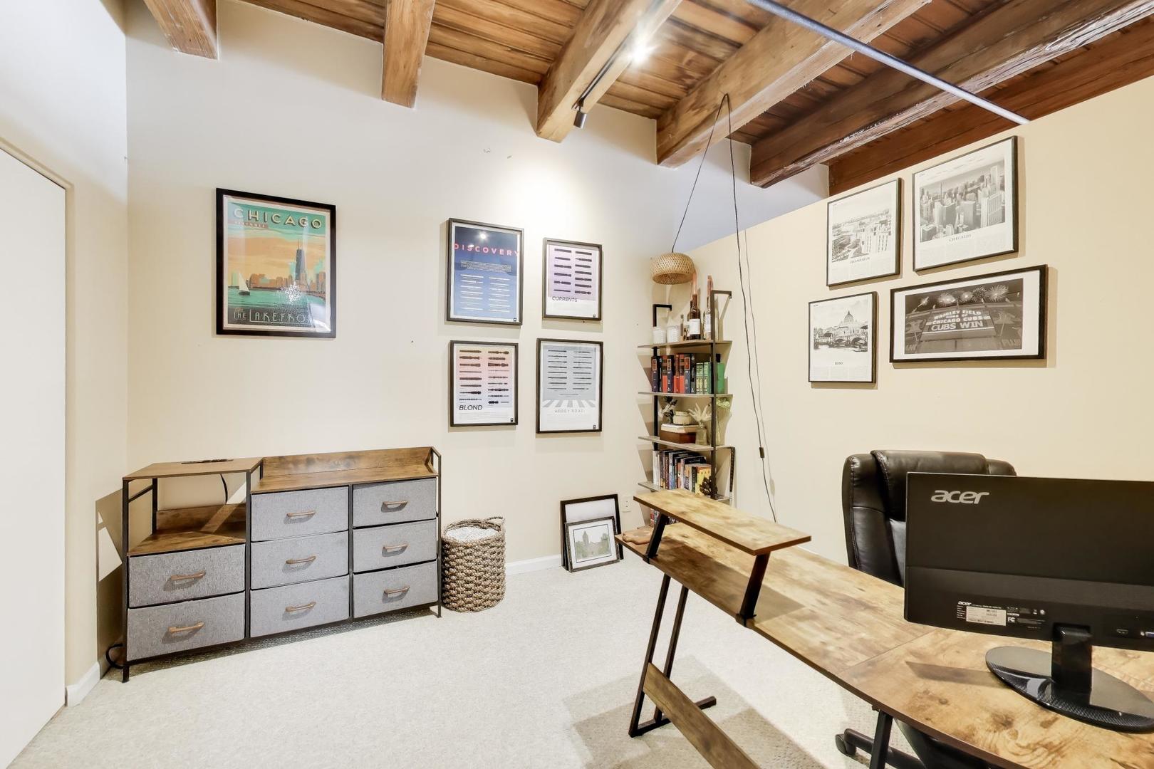 520 West Huron Street, Unit 409 Chicago, IL 60654 - Photo 13 of 35