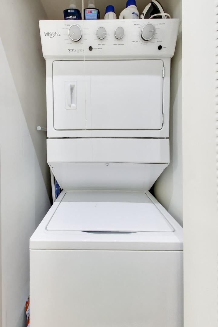 520 West Huron Street, Unit 409 Chicago, IL 60654 - Photo 14 of 35