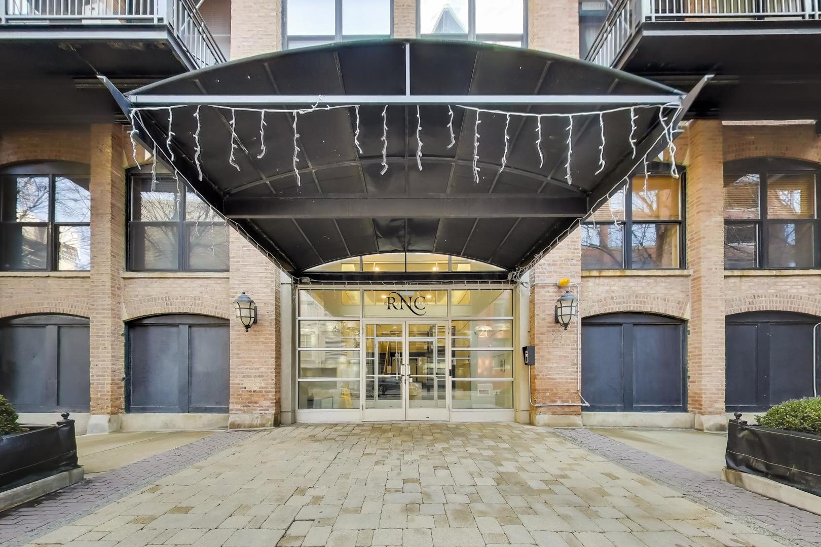 520 West Huron Street, Unit 409 Chicago, IL 60654 - Photo 25 of 35