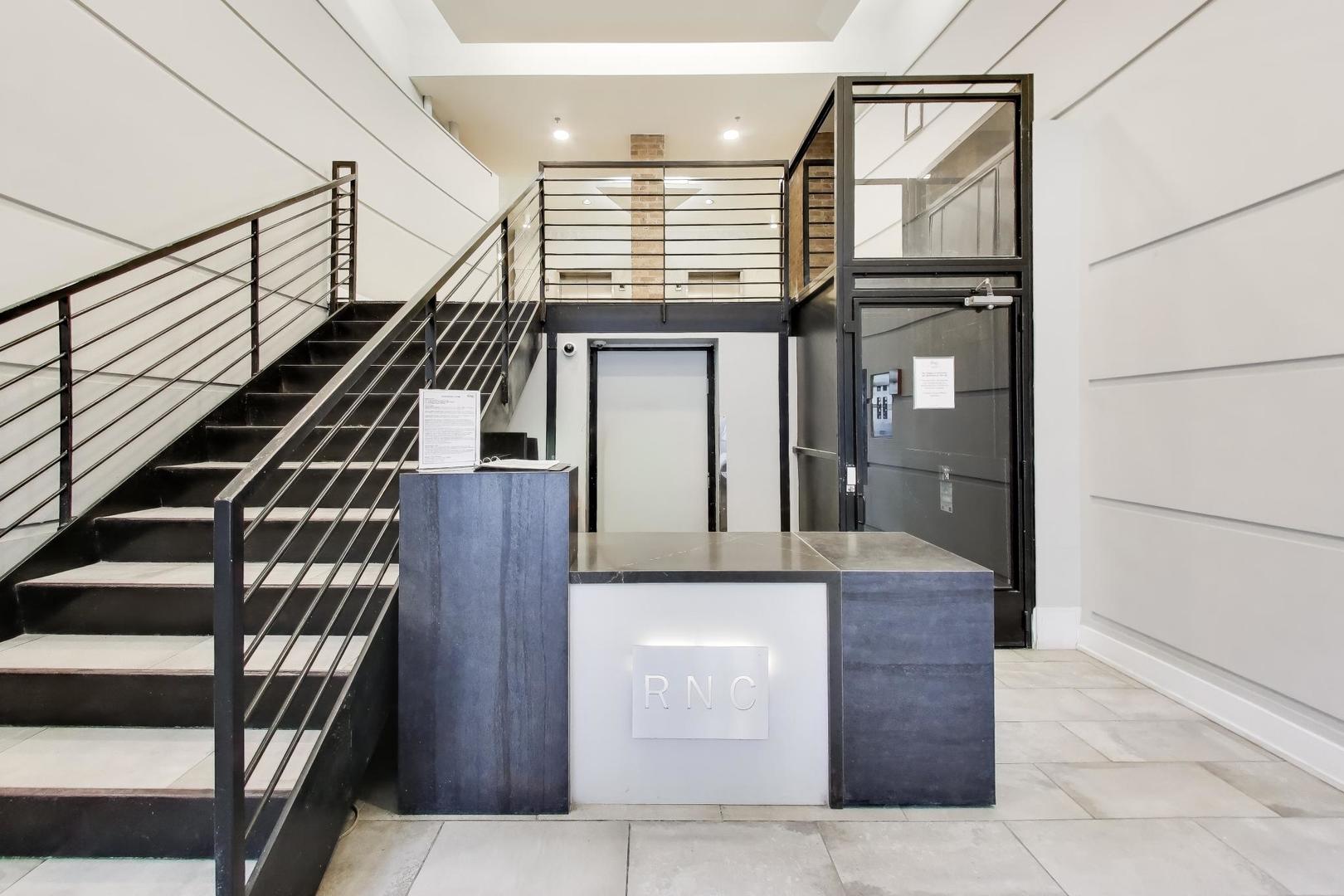 520 West Huron Street, Unit 409 Chicago, IL 60654 - Photo 28 of 35