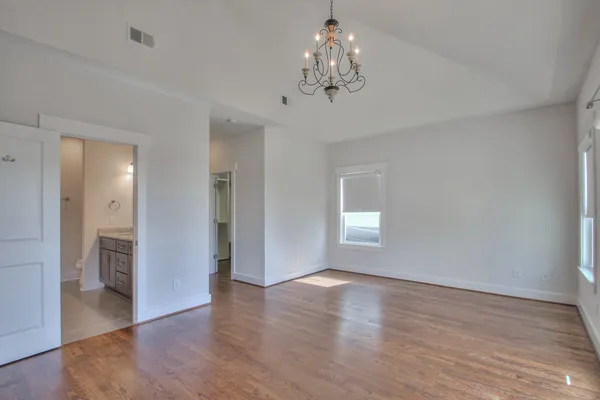 $3,495 | 1319 Pillow Street, Nashville, TN 37203