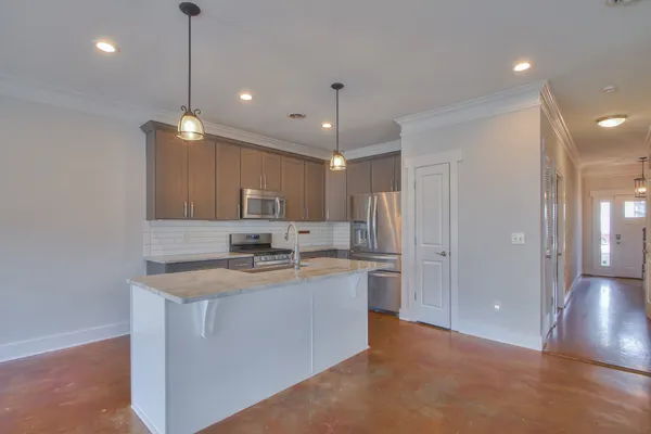 $3,495 | 1319 Pillow Street, Nashville, TN 37203