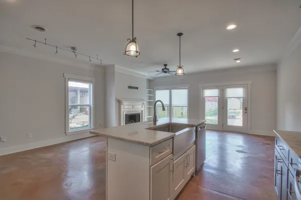 $3,495 | 1319 Pillow Street, Nashville, TN 37203