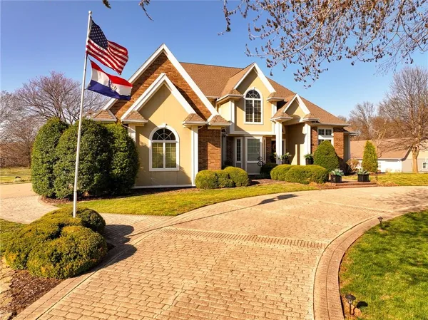 $1,500,000 | 304 Reavley Drive, Lamar, MO 64759