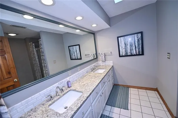 $1,500,000 | 304 Reavley Drive, Lamar, MO 64759