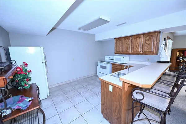 $1,500,000 | 304 Reavley Drive, Lamar, MO 64759