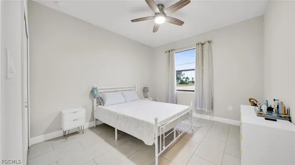 $2,700 | 221 Chiquita Boulevard North, Cape Coral, FL 33993