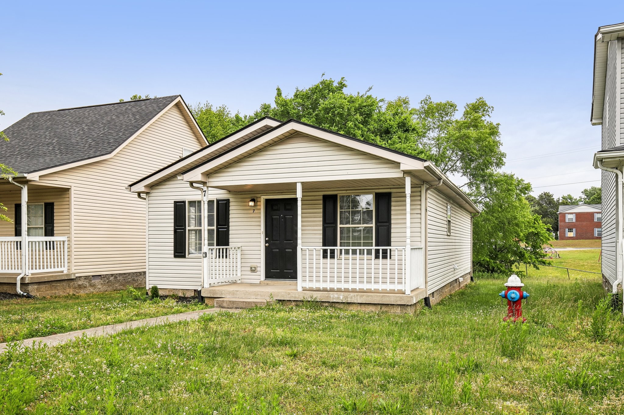 2607 Landrum Court Springfield, TN 37172 - Photo 3 of 47