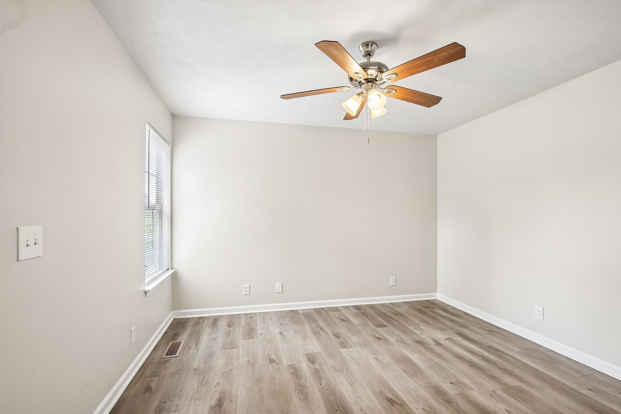 2607 Landrum Court Springfield, TN 37172 - Photo 33 of 47