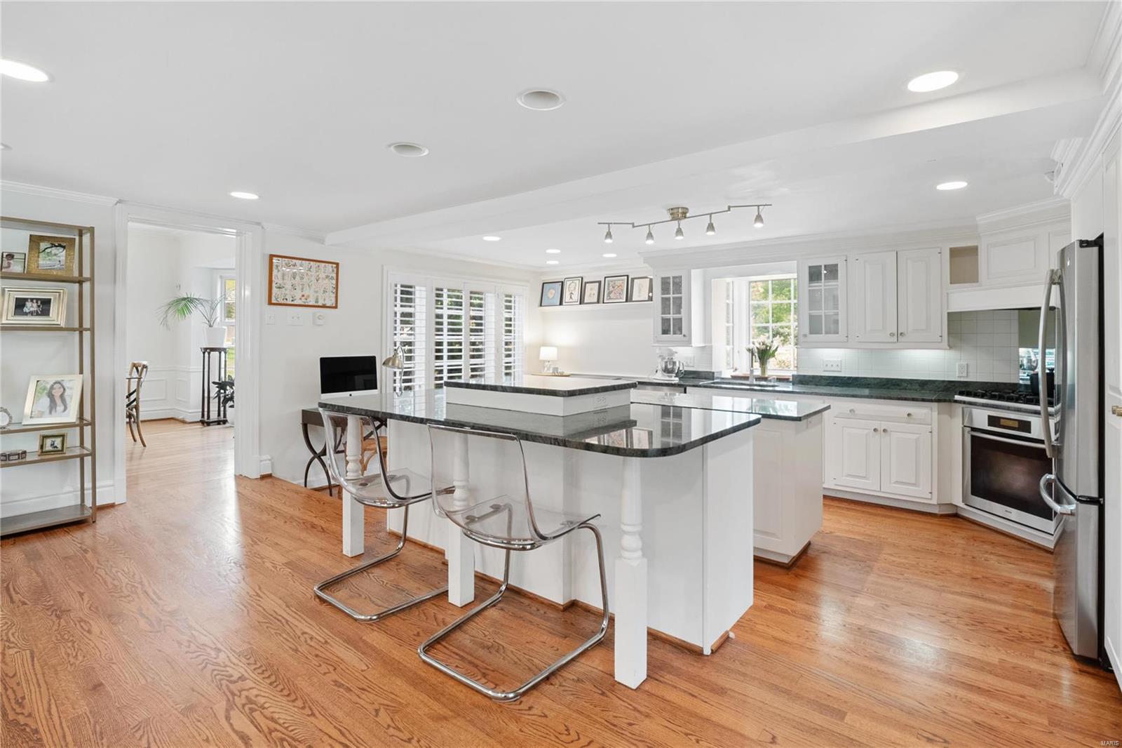 1230 Lay Road St. Louis, MO 63124 - Photo 13 of 43