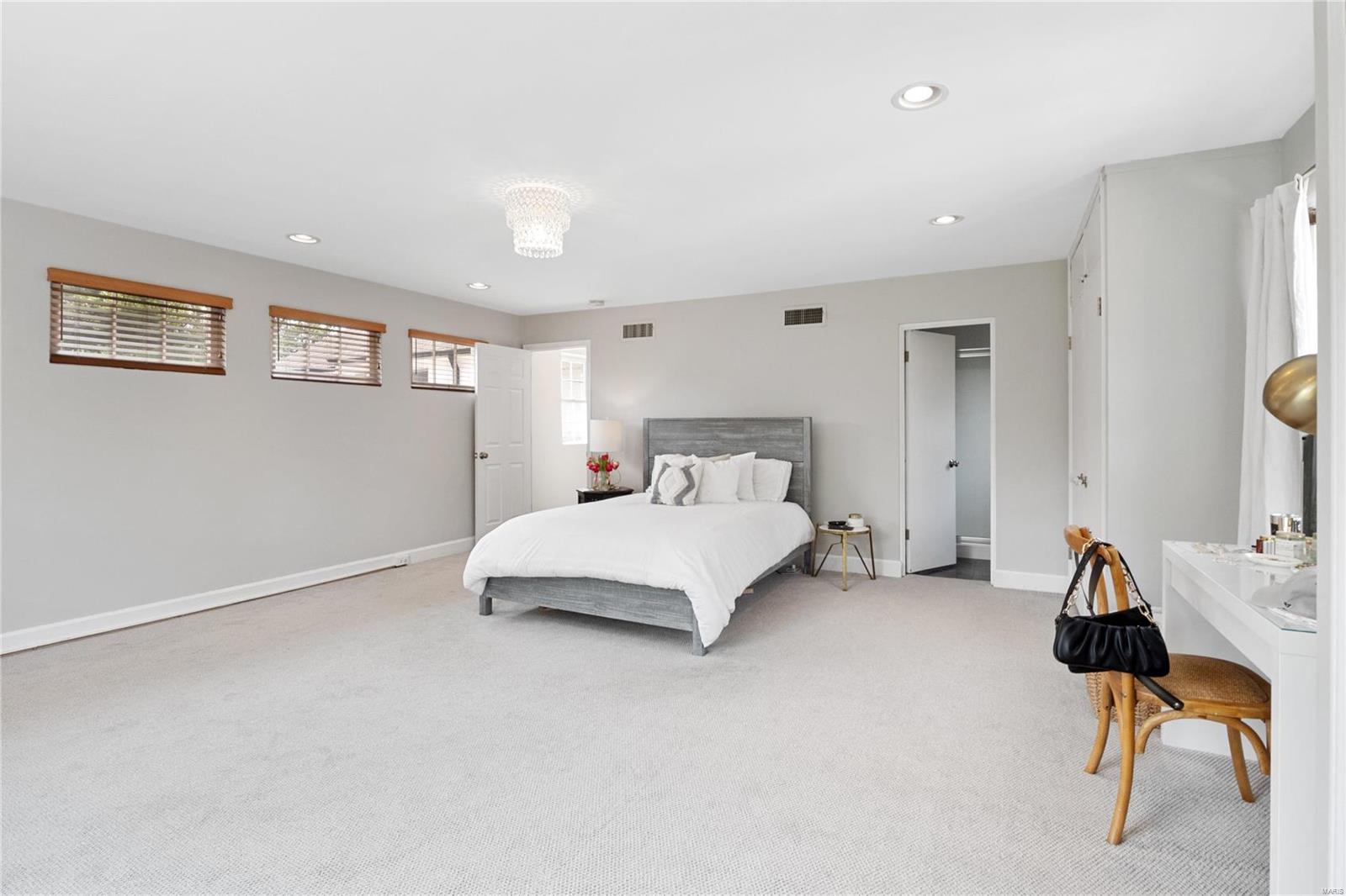 1230 Lay Road St. Louis, MO 63124 - Photo 26 of 43