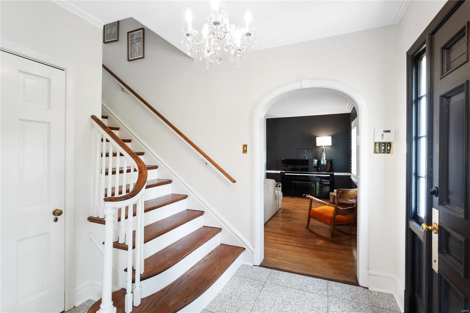 1230 Lay Road St. Louis, MO 63124 - Photo 3 of 43