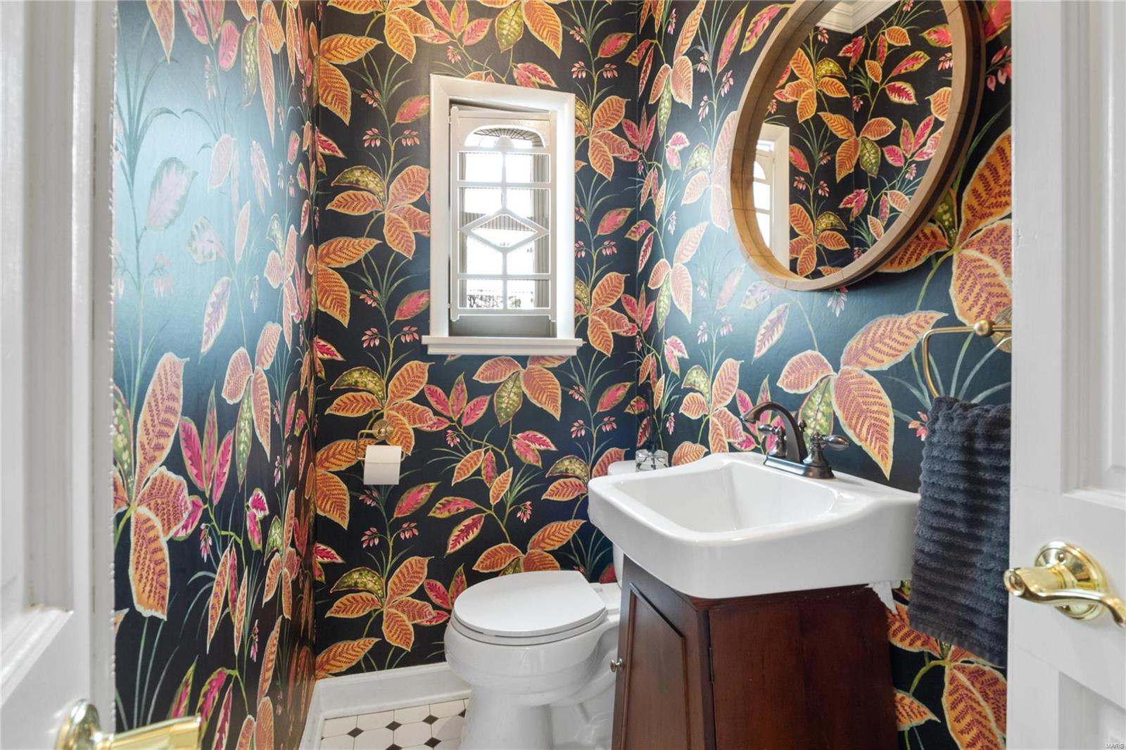 1230 Lay Road St. Louis, MO 63124 - Photo 9 of 43