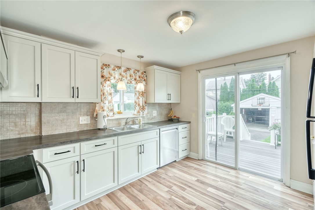 84 Falstaff Road Irondequoit, NY 14609 - Photo 11 of 48