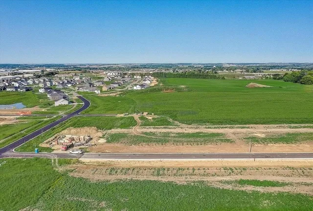 $121,900 | L446 Bear Tree, DeForest, WI 53532