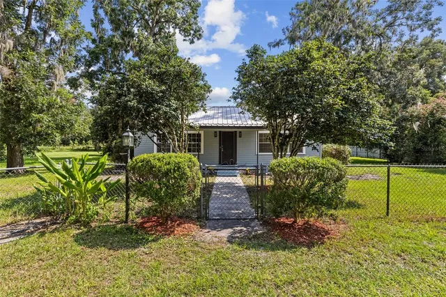 $299,900 | 17081 Southwest 139th Avenue, Archer, FL 32618