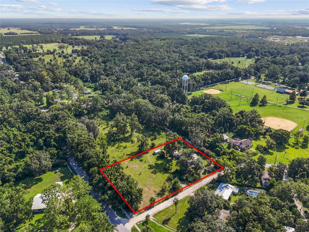 17081 Southwest 139th Avenue Archer, FL 32618 - Photo 36 of 47