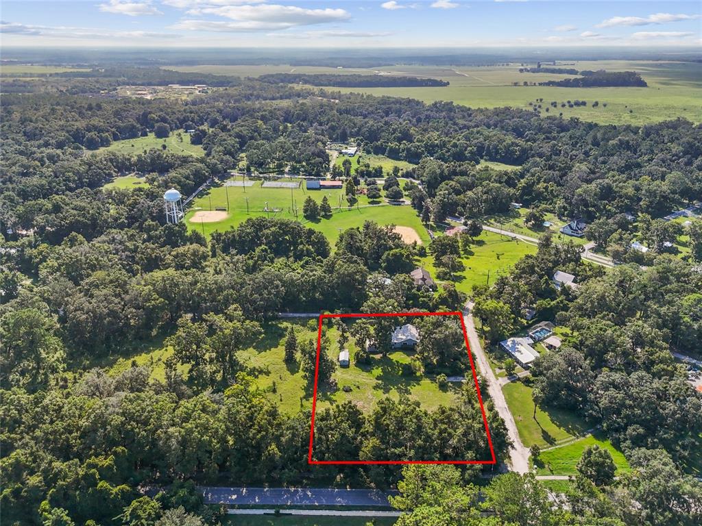 17081 Southwest 139th Avenue Archer, FL 32618 - Photo 37 of 47