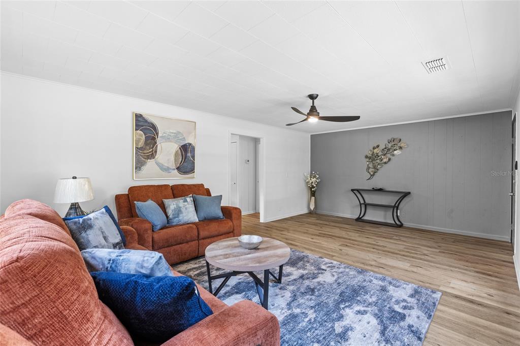 17081 Southwest 139th Avenue Archer, FL 32618 - Photo 5 of 47