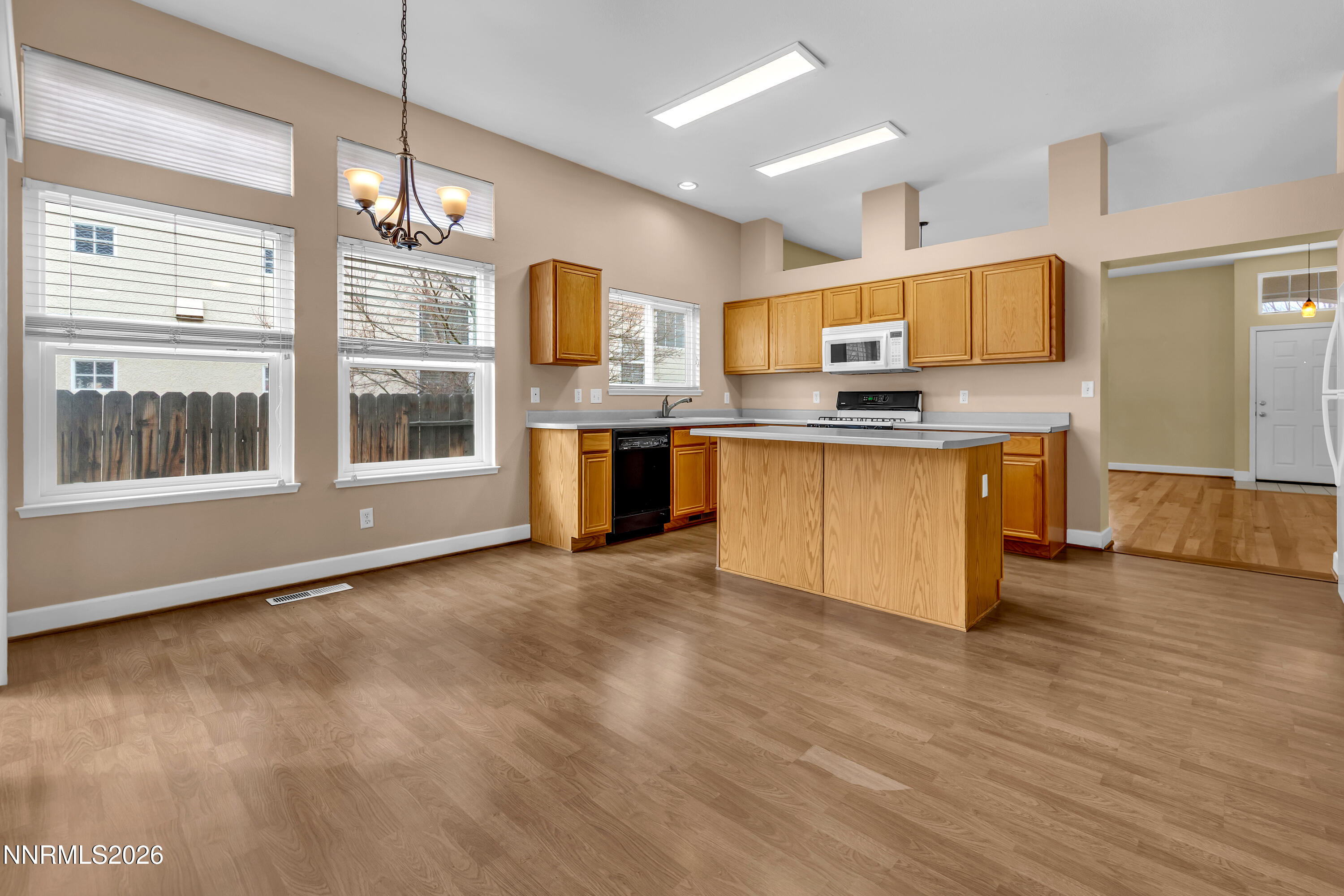 1419 Ridge Point Drive Carson City, NV 89706 - Photo 9 of 32 RidgePoint1419-009