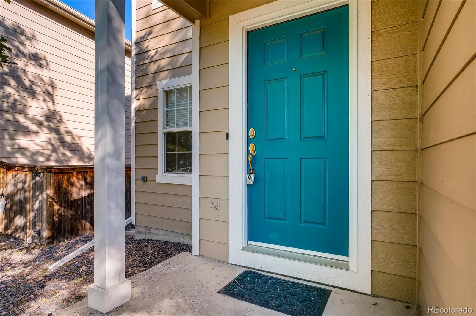 9894 Saybrook Street Highlands Ranch, CO 80126 - Photo 2 of 26 Gallery Image 2