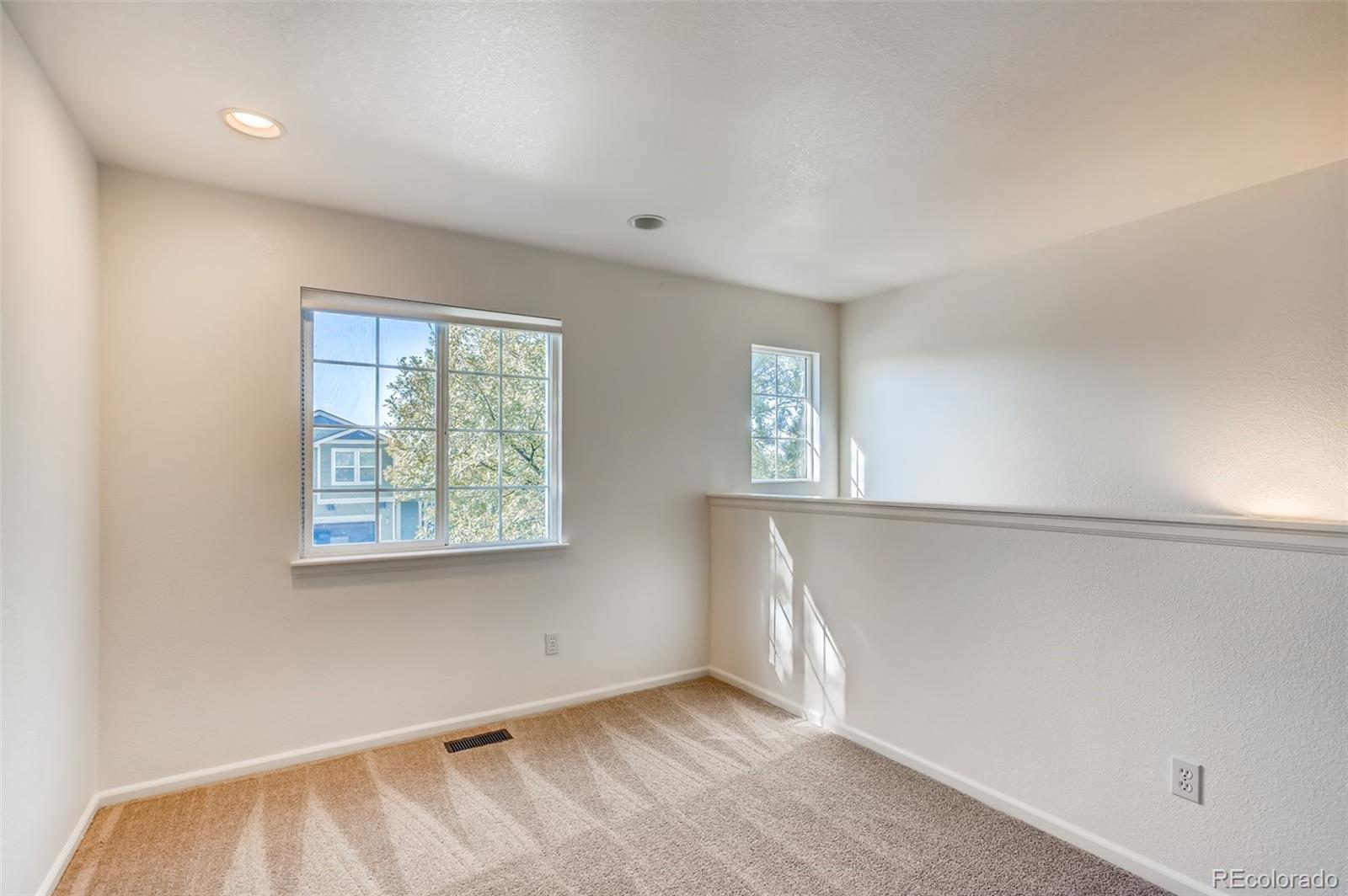 9894 Saybrook Street Highlands Ranch, CO 80126 - Photo 22 of 26 Gallery Image 22
