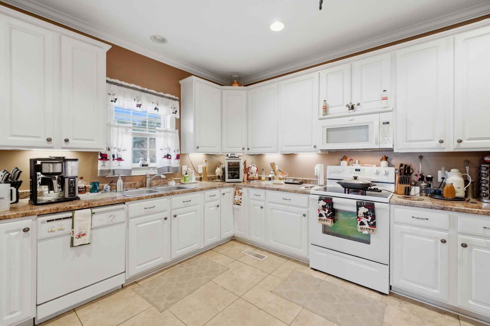 100 Murphy Way Conway, SC 29526 - Photo 6 of 41