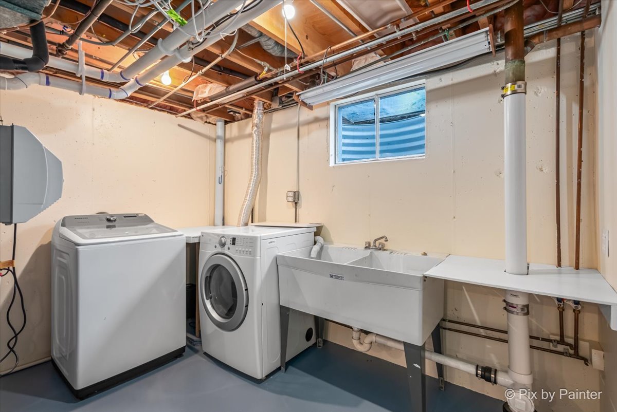 1599 Burning Trail Wheaton, IL 60189 - Photo 45 of 64 a utility room with dryer and washer