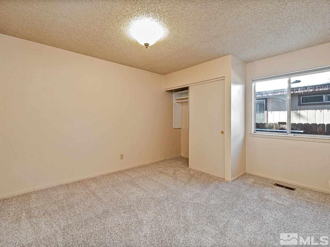 4329 Pescado Way Reno, NV 89502 - Photo 11 of 16 Photo 11