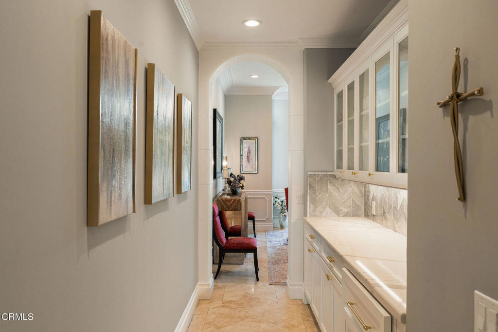 1069 Corte Barroso Camarillo, CA 93010 - Photo 16 of 57