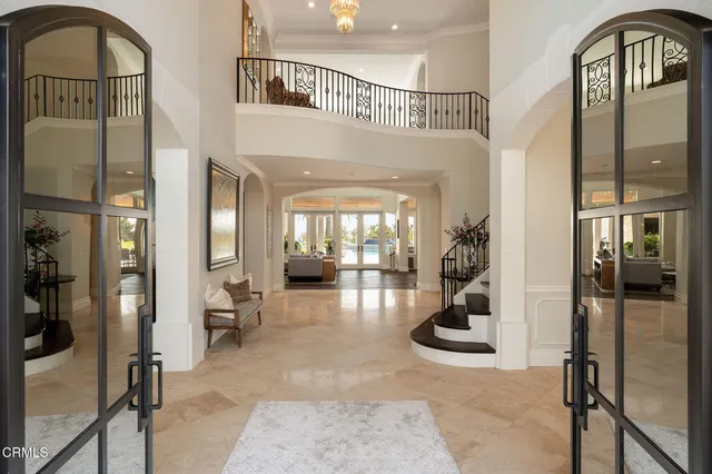 a view of entryway with livingroom and furniture