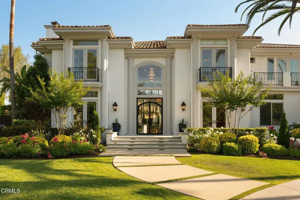 $5,495,000 | 1069 Corte Barroso, Camarillo, CA 93010