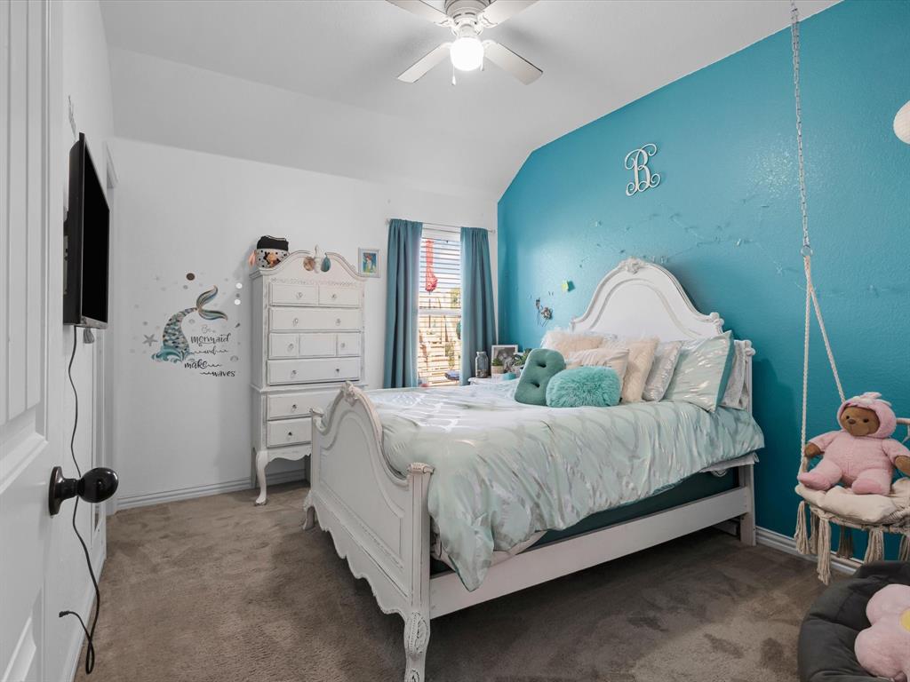 128 County Road 4430 Decatur, TX 76234 - Photo 25 of 34 Bedroom 4