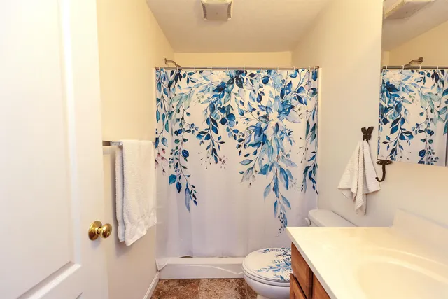 $299,900 | 28 Owens Drive, Unit 92, Swanzey, NH 03446