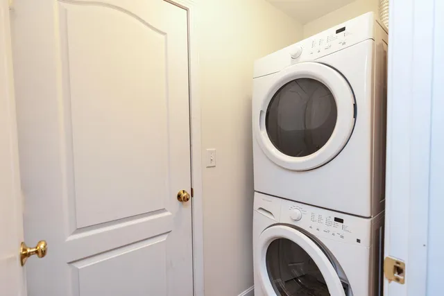 $299,900 | 28 Owens Drive, Unit 92, Swanzey, NH 03446