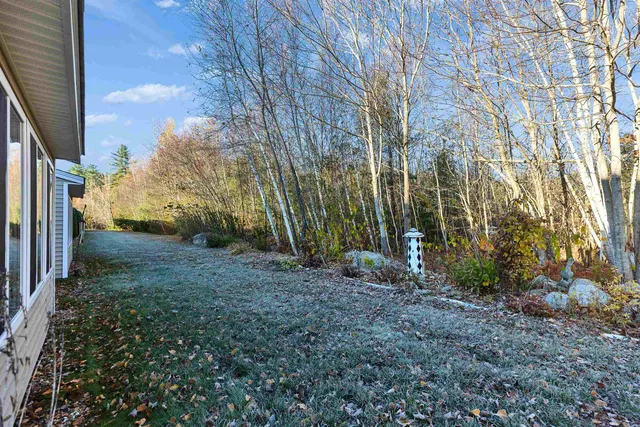 $299,900 | 28 Owens Drive, Unit 92, Swanzey, NH 03446