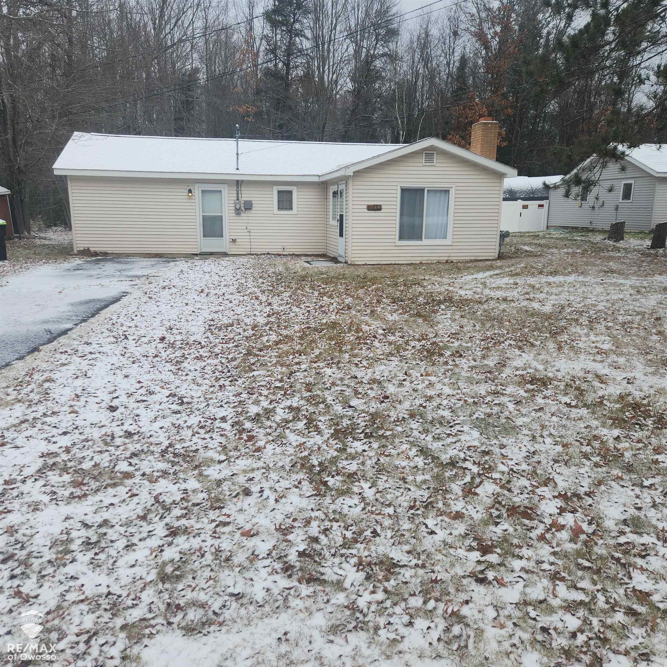 10873 Beaver Road St. Helen, MI 48656 - Photo 1 of 21 50135339-27290952-83FF-4503-9969-3F12D701B27F.JPG