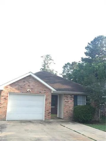 $1,375 | 12326 Lakin Court, Unit 4, Ponchatoula, LA 70454
