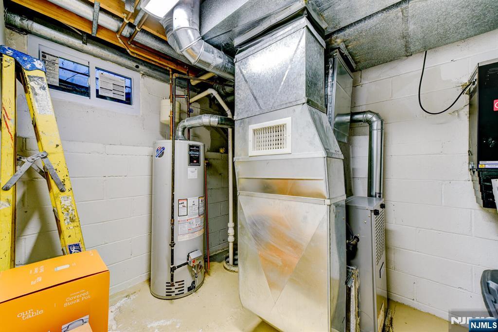 6 Hansen Place, Unit 6 Wayne, NJ 07470 - Photo 45 of 49