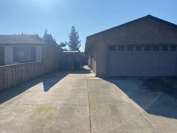 $515,000 | 2414 Modoc Way, Lodi, CA 95242