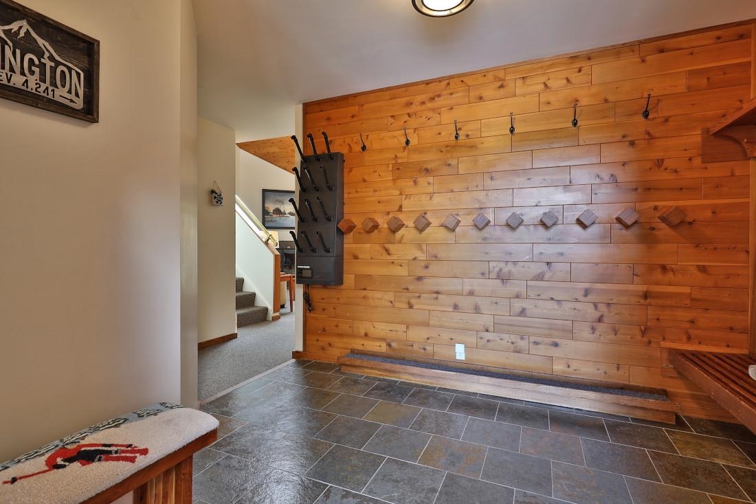 526 East Mountain Road, Unit 50 Killington, VT 05751 - Photo 13 of 40