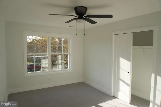 a window in an empty room