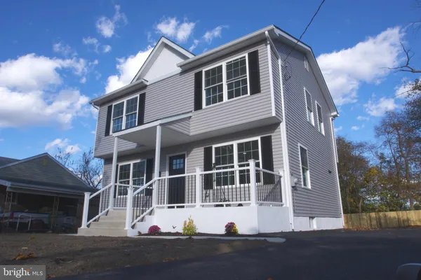 $372,000 | 255 Elizabeth Avenue, Paulsboro, NJ 08066
