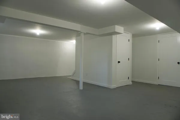 $372,000 | 255 Elizabeth Avenue, Paulsboro, NJ 08066