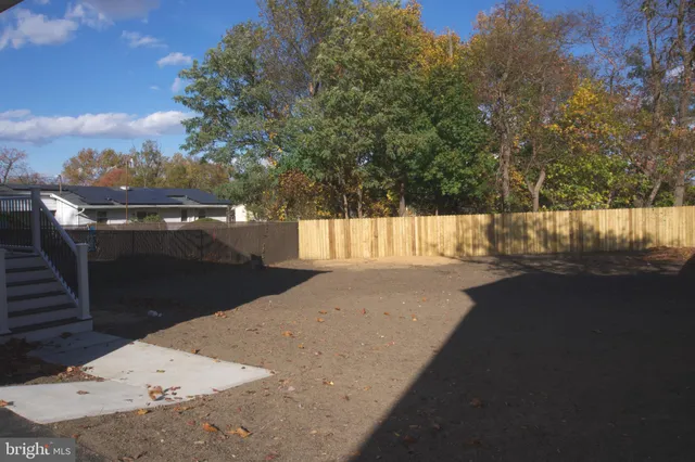 $400,000 | 255 Elizabeth Avenue, Paulsboro, NJ 08066