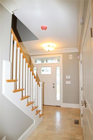 14 Risley Road Brookline, MA 02467 - Photo 2 of 13 Gallery Image 2