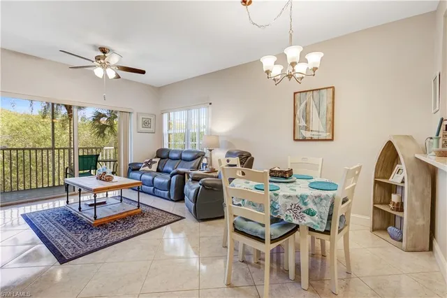 $2,995 | 4530 Botanical Pl Circle, Unit 206, Naples, FL 34112